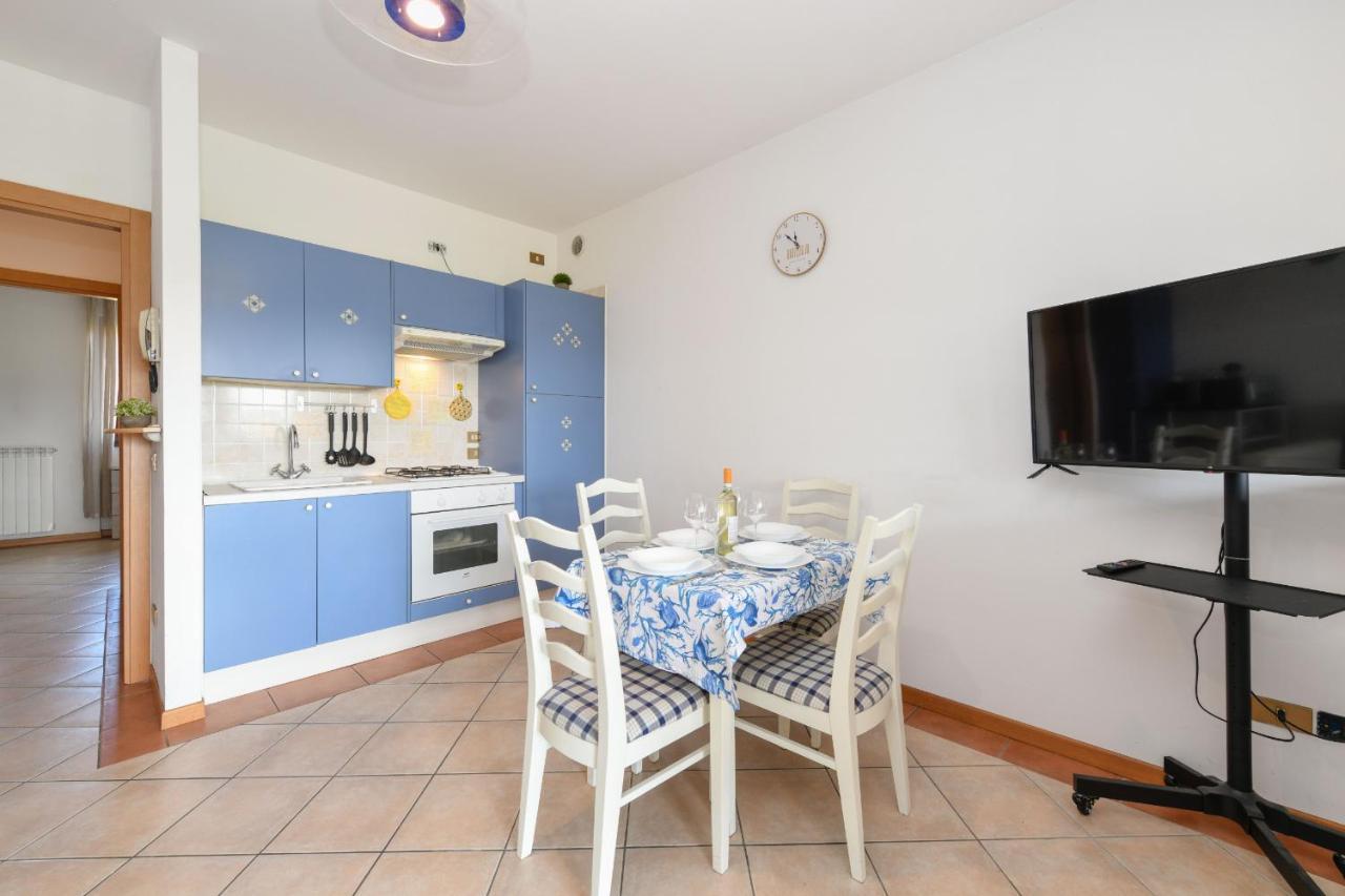 Appartamento Al Cascinale Дезенцано-дель-Гарда Экстерьер фото