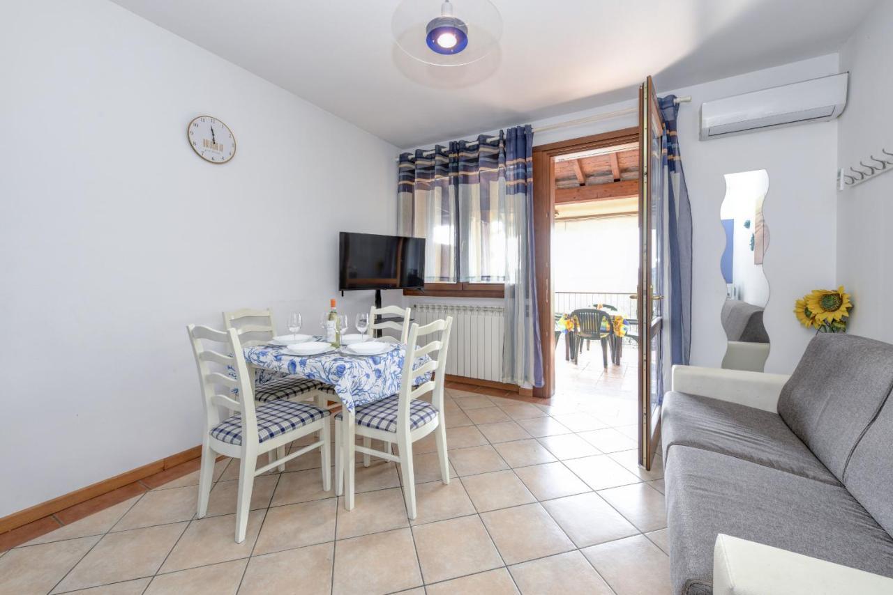 Appartamento Al Cascinale Дезенцано-дель-Гарда Экстерьер фото