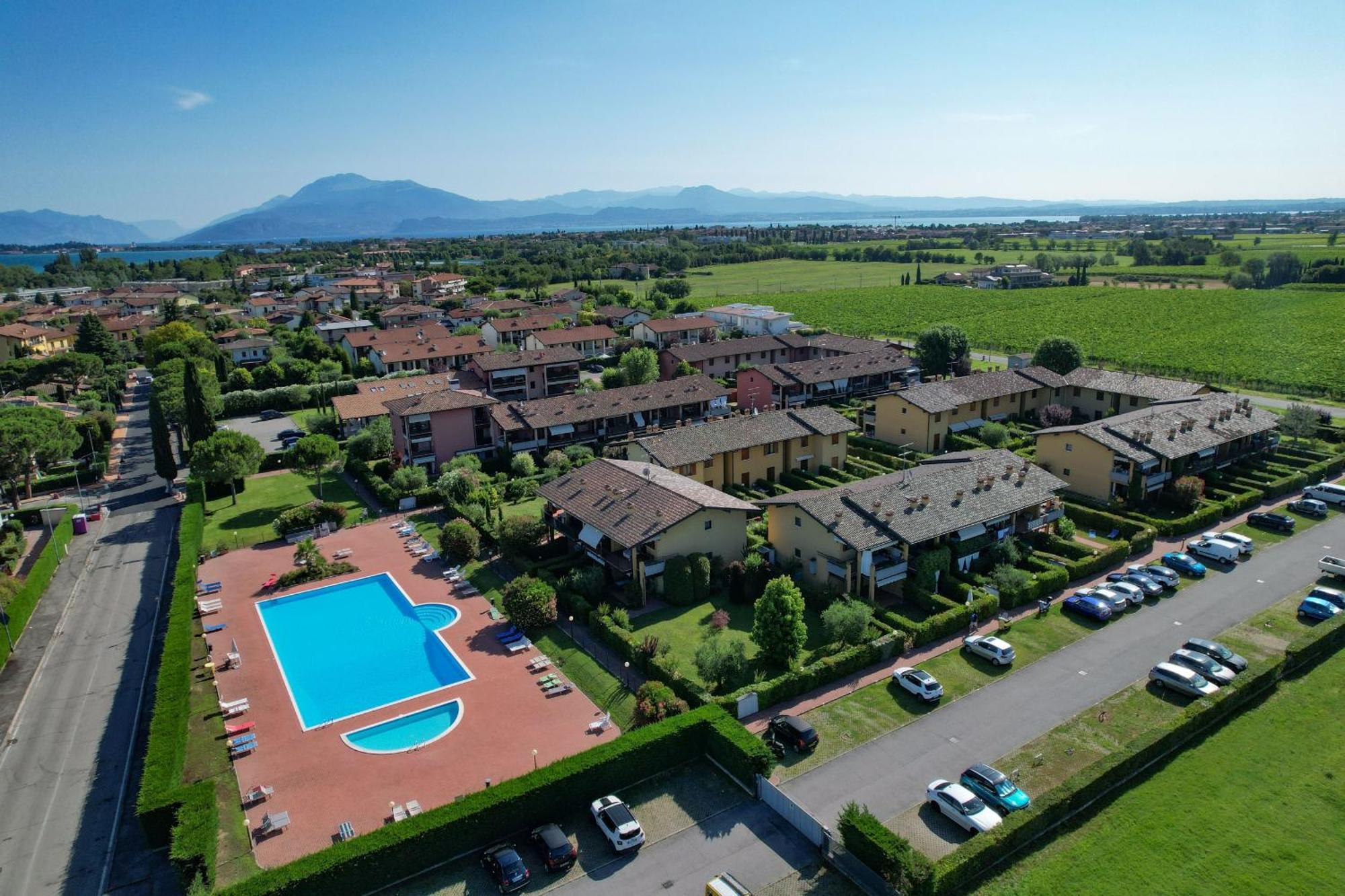 Appartamento Al Cascinale Дезенцано-дель-Гарда Экстерьер фото